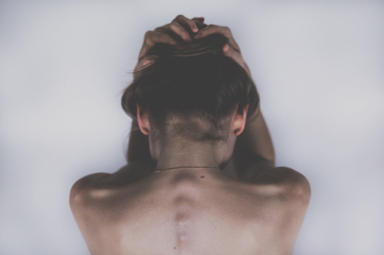 découvrez des solutions efficaces pour soulager votre douleur dorsale. nos conseils et traitements vous aideront à retrouver confort et bien-être au quotidien.