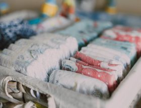 découvrez notre sélection de matériel pour bébé : poussettes, sièges auto, porte-bébés et plus pour accompagner votre enfant dès ses premiers jours.