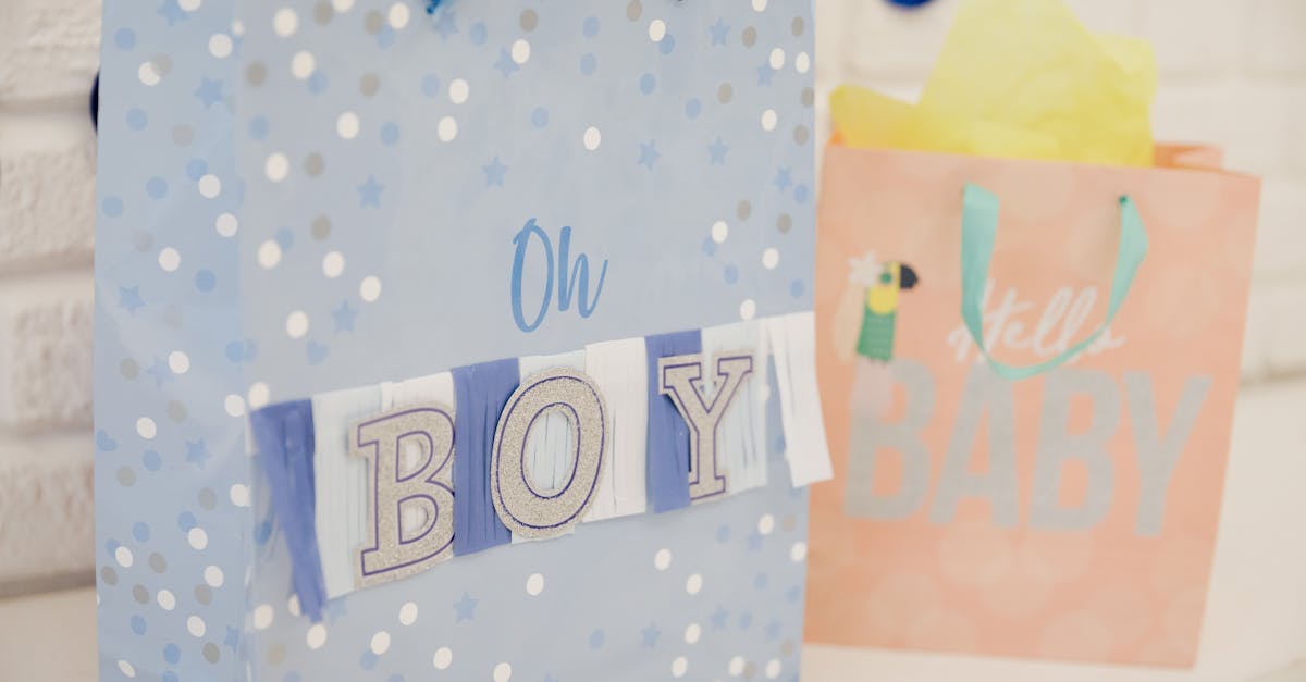 découvrez notre sélection de cadeaux pour bébés, parfaite pour accueillir les nouveaux-nés avec amour et tendresse. trouvez des articles uniques et pratiques qui raviront aussi bien les parents que les petits !