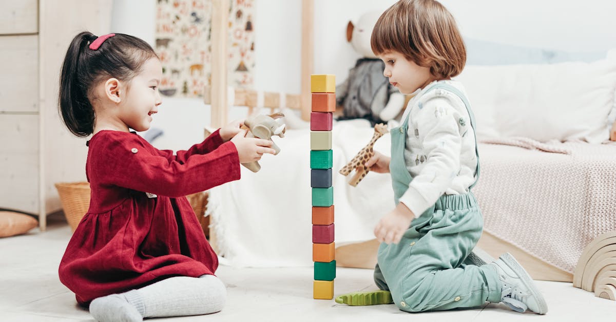 découvrez notre sélection de jouets pour bébés, conçus pour stimuler le développement et l'éveil de votre petit. des jouets sécurisés et amusants qui accompagneront les premiers pas de votre enfant.
