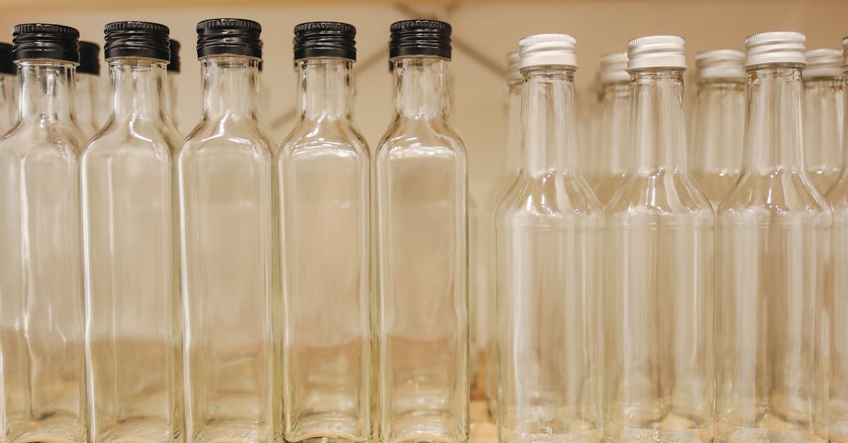 découvrez notre large sélection de bouteilles pour tous les usages : eau, vin, sport et plus encore. des designs modernes et durables pour rester hydraté avec style.