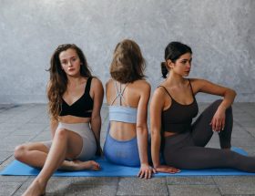 découvrez des techniques de respiration efficaces pour améliorer votre bien-être, réduire le stress et augmenter votre concentration. apprenez à maîtriser votre souffle pour une vie plus sereine.