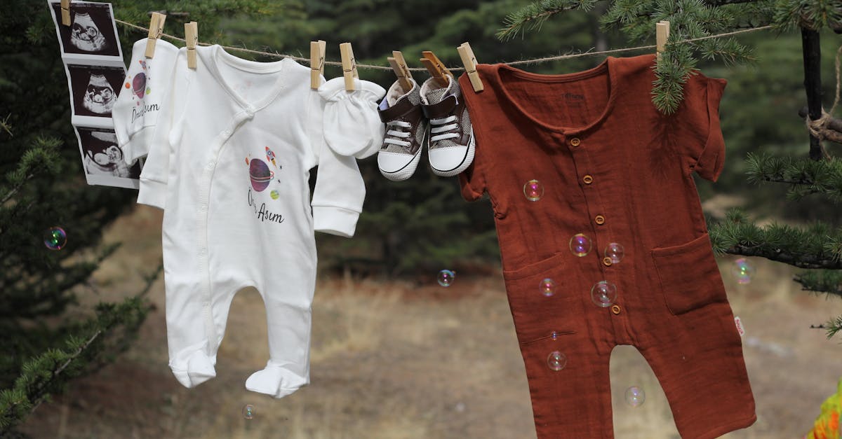 découvrez les essentiels pour nouveau-nés : des articles indispensables pour accueillir votre bébé avec confort et sécurité. trouvez tout ce dont vous avez besoin pour prendre soin de votre petit trésor.
