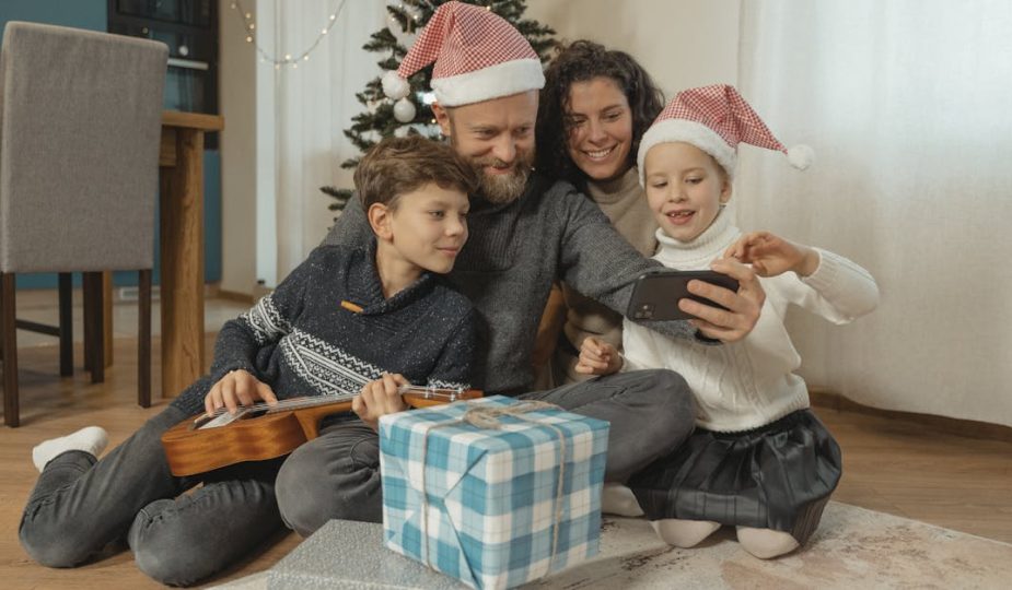 découvrez notre sélection de cadeaux pratiques pour les parents : des idées astucieuses et utiles qui faciliteront leur quotidien tout en apportant une touche de douceur. faites le bonheur de vos proches avec des présents pensés pour leurs besoins.