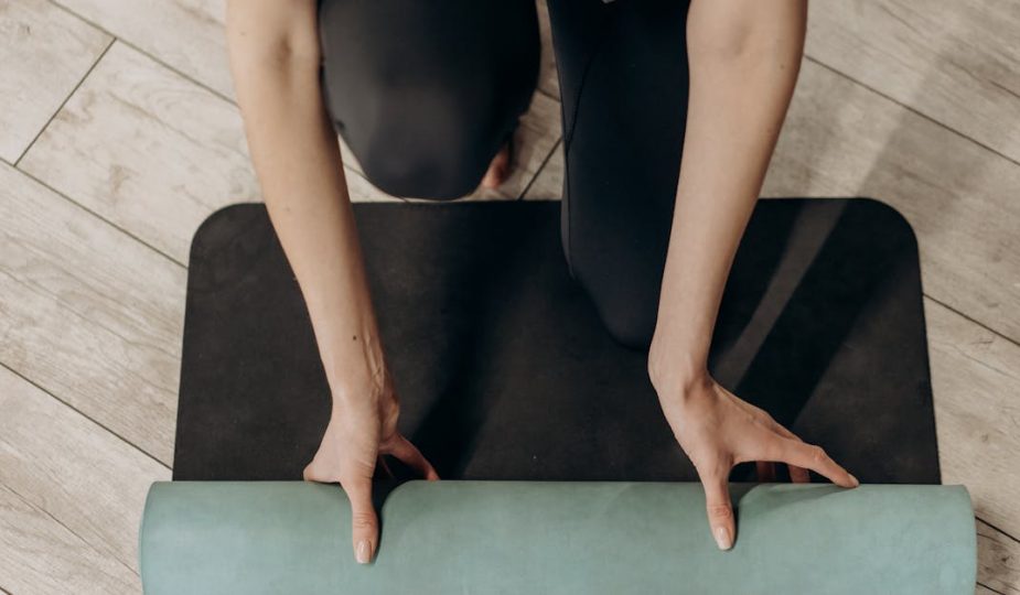 découvrez les bienfaits de la gymnastique prénatale pour un bien-être optimal pendant votre grossesse. notre programme adapté vous aide à renforcer votre corps, améliorer votre posture et préparer votre accouchement en toute sérénité.