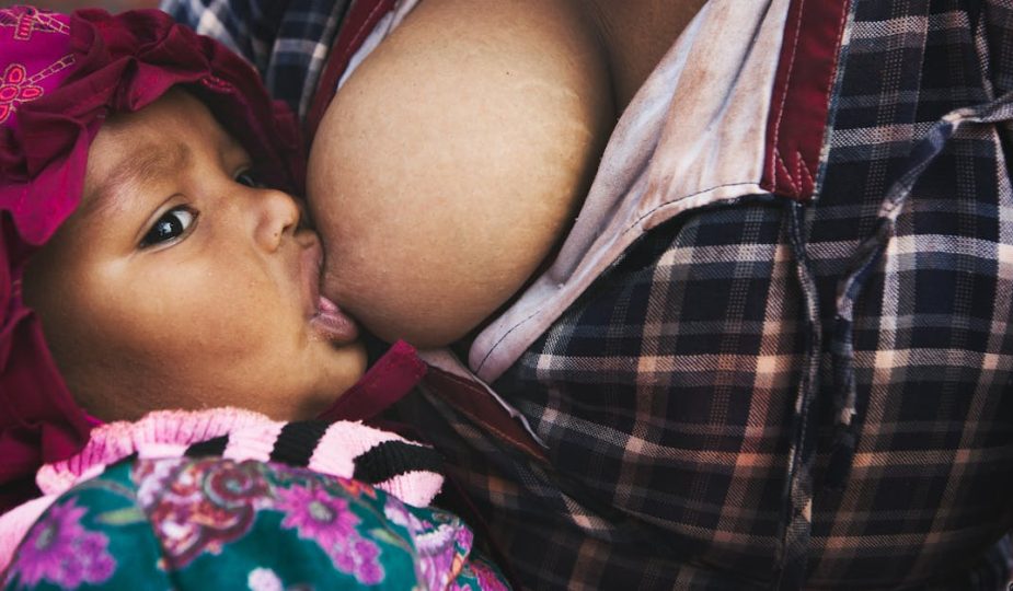 découvrez les bienfaits de l'allaitement maternel, des conseils pratiques pour les mamans, les techniques d'allaitement et des informations sur la nutrition et le bien-être de bébé.