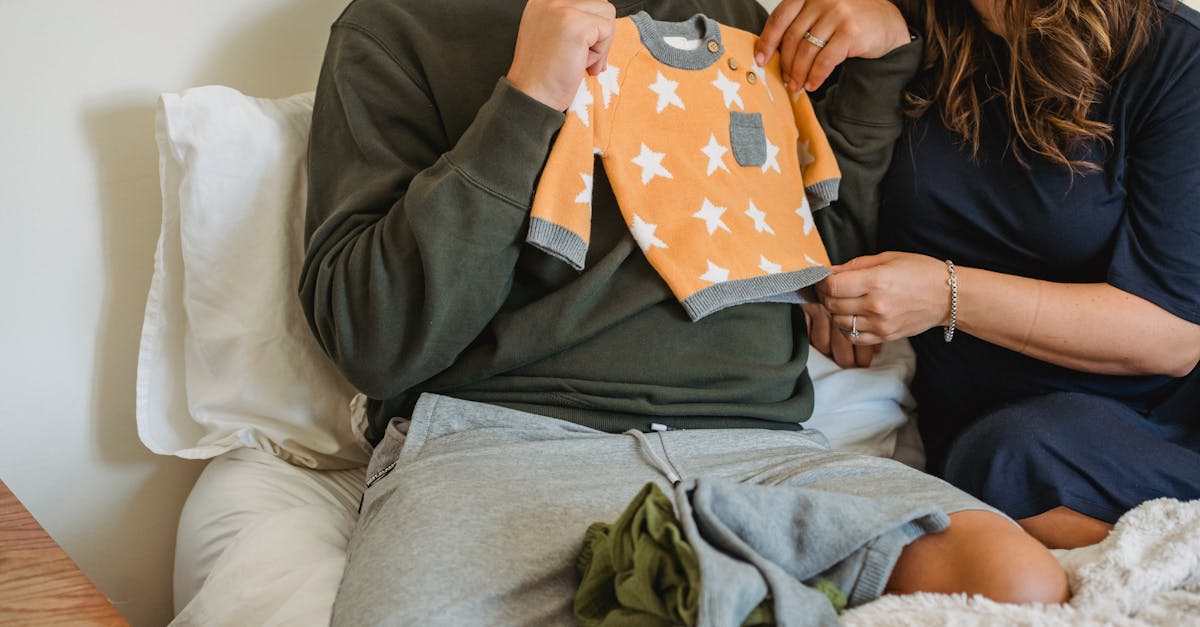 découvrez notre collection de vêtements de maternité alliant confort et style. idéaux pour les futures mamans, nos modèles sont conçus pour s'adapter à chaque étape de votre grossesse tout en vous permettant de rester tendance.