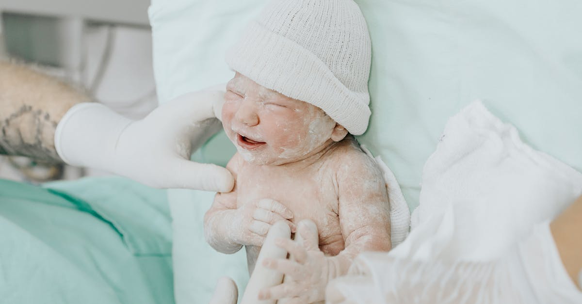 découvrez les méthodes innovantes pour un accouchement sans douleur, alliant techniques de relaxation, accompagnement personnalisé et solutions médicales. vivez une expérience unique et sereine lors de la naissance de votre enfant.