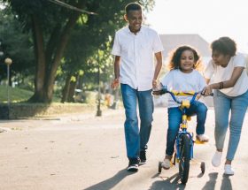découvrez des conseils pratiques et des ressources inspirantes pour les parents, afin de favoriser un environnement sain et épanouissant pour vos enfants. explorez des thèmes variés liés à l'éducation, la communication et le bien-être familial.