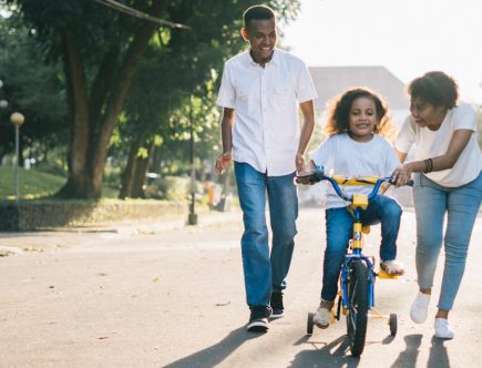 découvrez des conseils pratiques et des astuces sur le parenting pour élever des enfants heureux et en santé. explorez des sujets variés allant de l'éducation positive à la gestion des comportements, et apprenez à créer un environnement familial harmonieux. votre guide pour devenir un parent accompli.