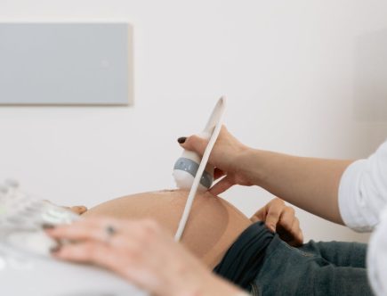 découvrez notre service de consultation médicale spécialisée pour les femmes enceintes. recevez des conseils experts, un suivi personnalisé et des réponses à toutes vos questions sur la grossesse. prenez soin de votre santé et celle de votre bébé.