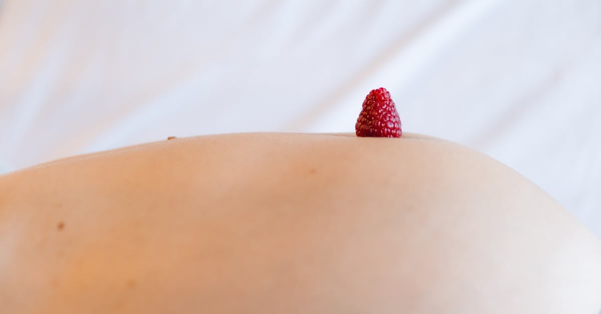 découvrez nos vitamines prénatales spécialement formulées pour soutenir la santé de la mère et le développement optimal du bébé pendant la grossesse. offrez à votre corps les nutriments essentiels dont il a besoin pour vivre une grossesse épanouie.