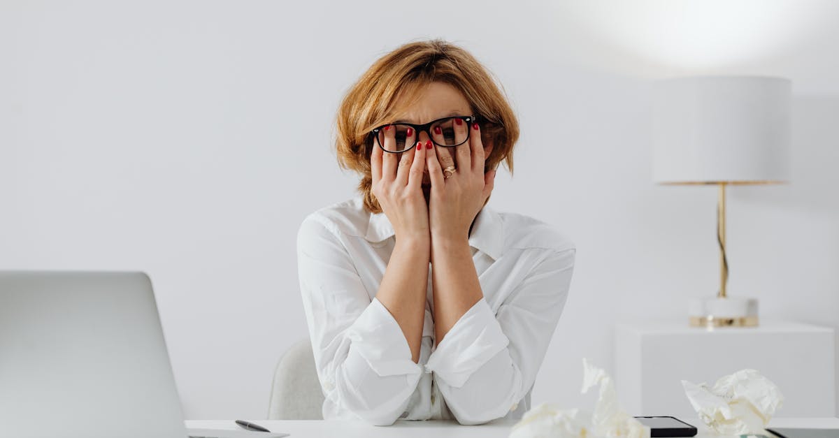 découvrez des stratégies efficaces pour gérer le stress au quotidien. apprenez à identifier vos sources de stress et à adopter des techniques de relaxation pour améliorer votre bien-être mental et émotionnel.