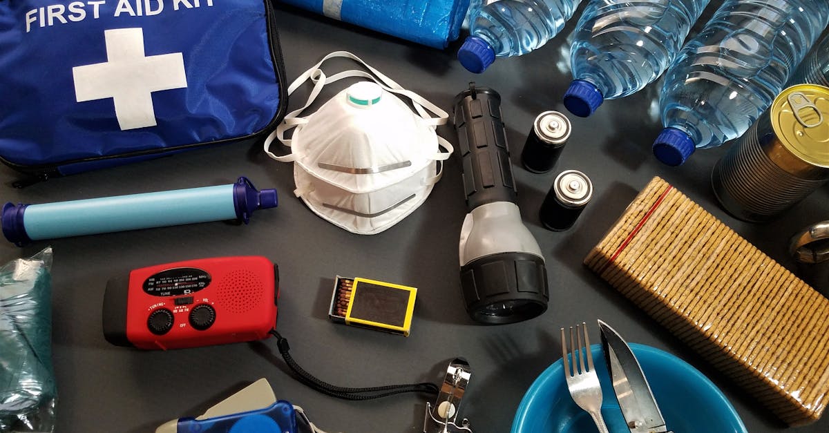 découvrez notre trousse de premiers secours pour bébé, spécialement conçue pour répondre à tous vos besoins en matière de sécurité infantile. inclut des essentielles pour soigner les petites blessures et garantir la santé de votre enfant. soyez préparé à toute situation avec des produits de qualité.
