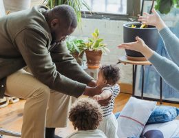 découvrez l'importance du développement émotionnel dans la croissance personnelle et relationnelle. apprenez comment cultiver l'intelligence émotionnelle pour améliorer votre bien-être et vos interactions sociales.