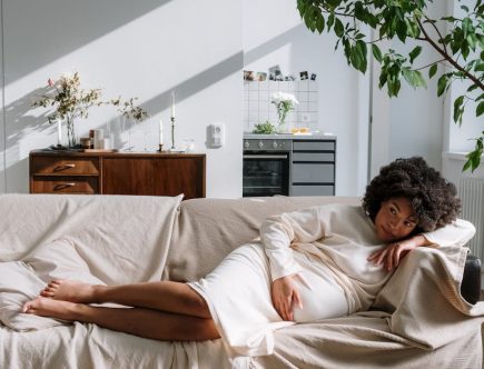 découvrez les lignes directrices essentielles pour une grossesse saine. guides pratiques sur la nutrition, l'exercice, et les soins prénatals pour garantir le bien-être de la mère et du bébé.