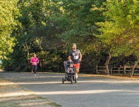 découvrez notre sélection de poussettes de jogging, idéales pour les parents actifs souhaitant allier confort et sport. conçues pour garantir sécurité et performance, ces poussettes vous permettront de courir en toute sérénité avec votre enfant.
