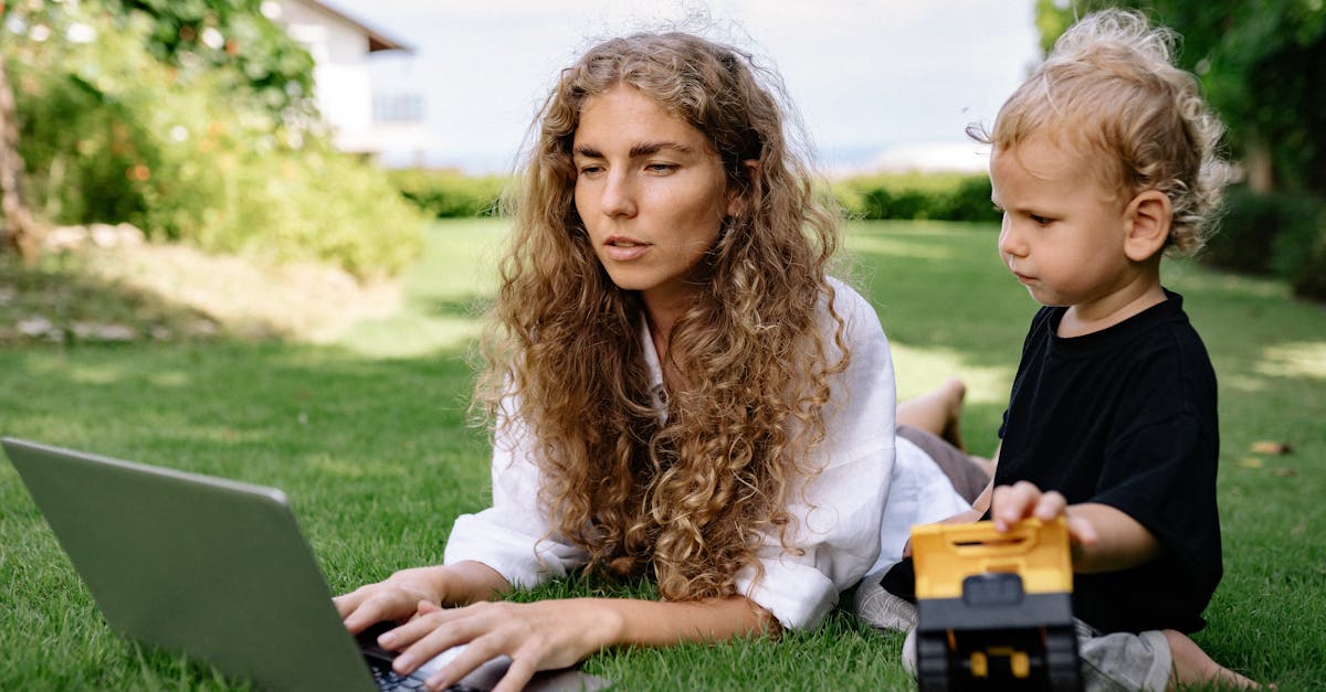 rejoignez moms network, une communauté engagée pour les mamans. partagez des conseils, échangez des expériences et trouvez du soutien auprès d'autres mères qui comprennent vos défis quotidiens. découvrez des ressources, des astuces de parentalité et créez des liens durables dans un environnement bienveillant.