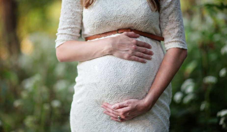 découvrez tout ce que vous devez savoir sur la grossesse, des conseils de santé aux étapes du développement fetal. informez-vous sur les changements corporels, les soins prénataux, et comment préparer l'arrivée de votre bébé.