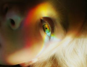 découvrez l'importance de la stimulation sensorielle pour le développement et le bien-être. explorez des techniques et des activités qui éveillent les sens, favorisant l'apprentissage et la détente, tant pour les enfants que pour les adultes.