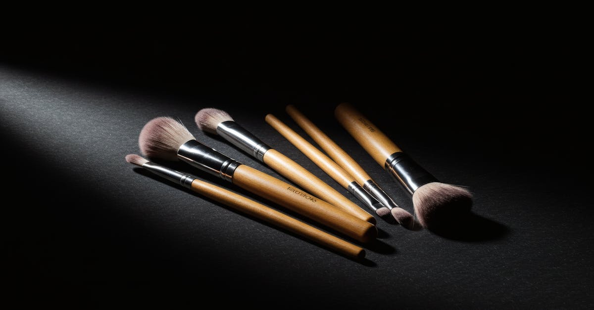 découvrez tous les accessoires essentiels pour l’allaitement : coussinets, tire-lait, soutiens-gorge spécialisés et plus encore pour un allaitement confortable et pratique au quotidien.