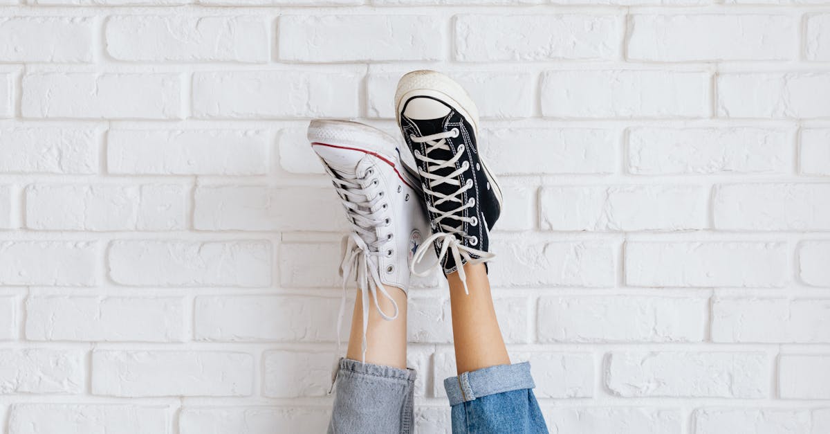 découvrez nos idées de matching outfits pour coordonner vos tenues en couple, en famille ou entre amis. inspirez-vous et adoptez un style unique et tendance !