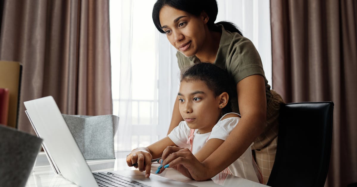 découvrez le quotidien inspirant des mères modernes : équilibre entre vie professionnelle et vie familiale, conseils pratiques et astuces pour élever des enfants épanouis tout en préservant sa propre identité.
