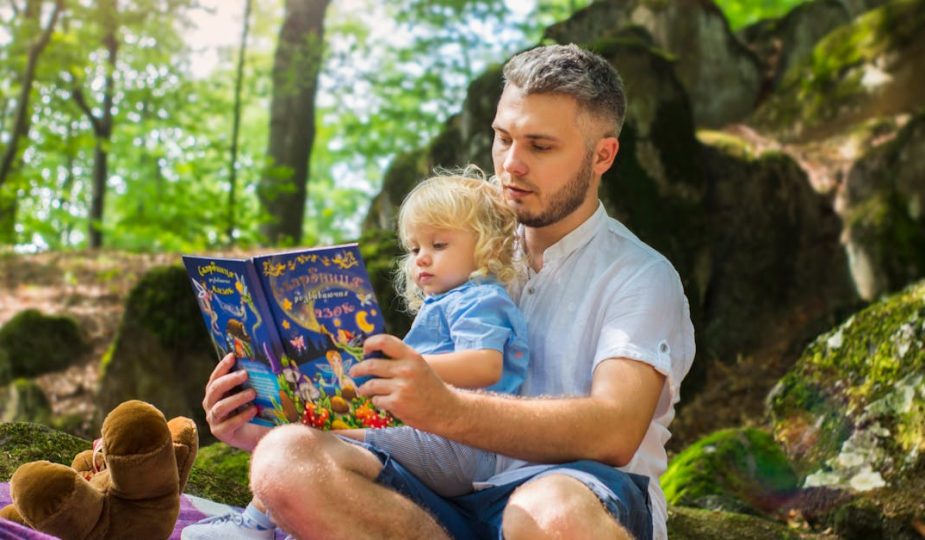 découvrez notre sélection de livres sur le parentalité, conçus pour vous guider à travers les défis de l'éducation. des conseils pratiques aux stratégies éprouvées, ces ouvrages vous aideront à élever des enfants heureux et épanouis.